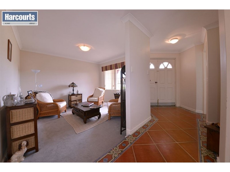 2 Yale Lane, Currambine WA 6028