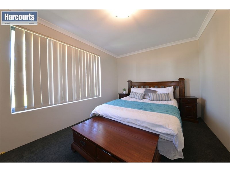 15 Elderiana Link, Banksia Grove WA 6031