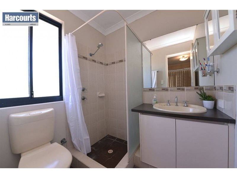 15 Elderiana Link, Banksia Grove WA 6031