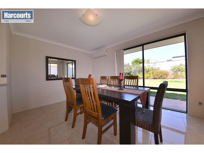 15 Elderiana Link, Banksia Grove WA 6031