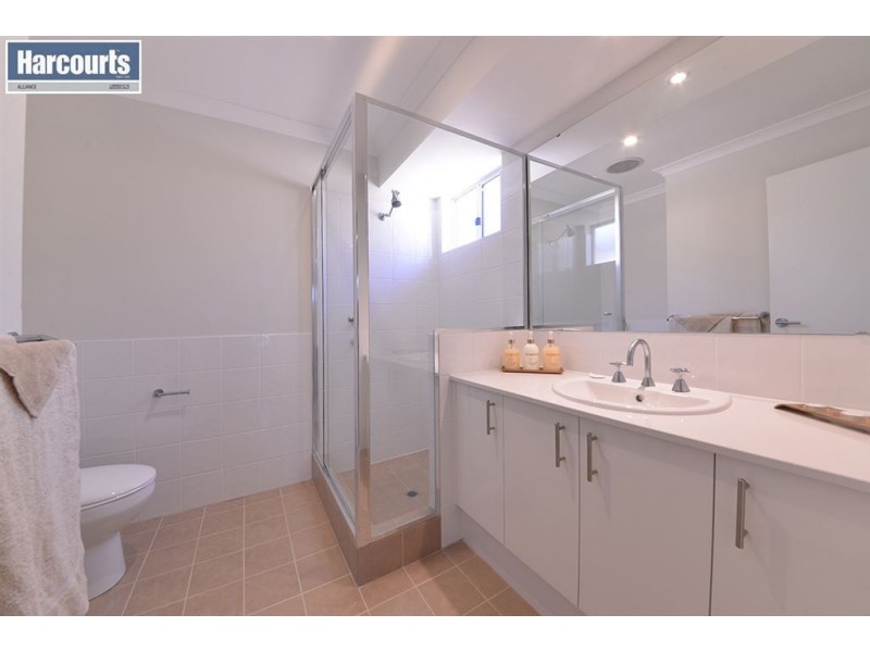 5 Snipe Lane, Tapping WA 6065