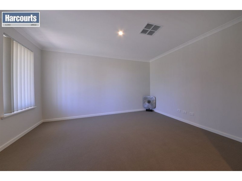 5 Snipe Lane, Tapping WA 6065