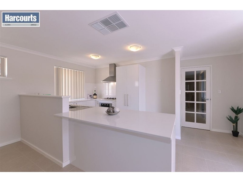 5 Snipe Lane, Tapping WA 6065