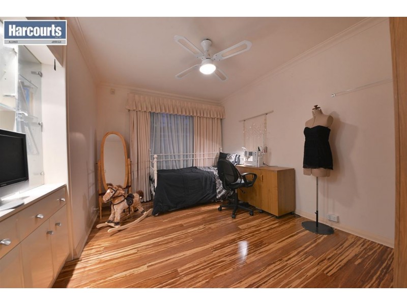 6 Dux Court, Duncraig WA 6023