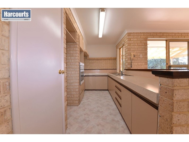 9 Taupo Glade, Joondalup WA 6027