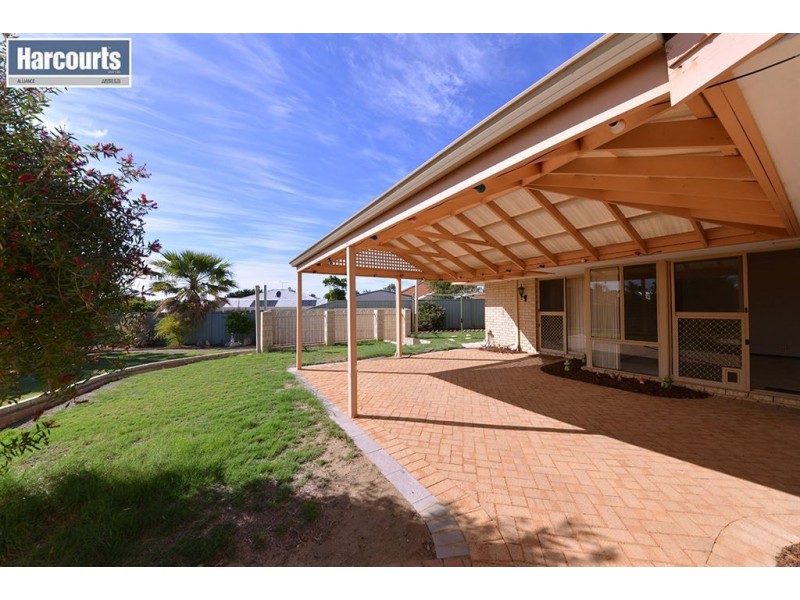 9 Taupo Glade, Joondalup WA 6027