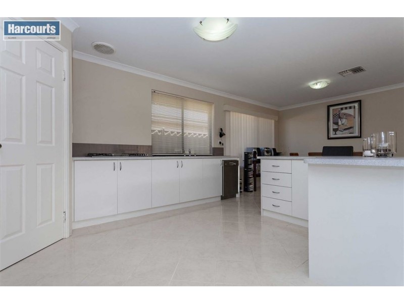 51 Sanctuary Gardens, Ridgewood WA 6030