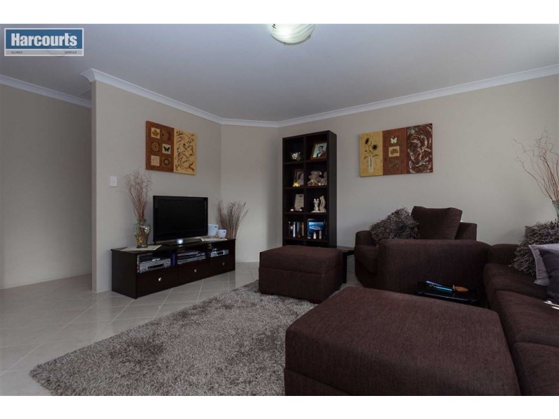 51 Sanctuary Gardens, Ridgewood WA 6030