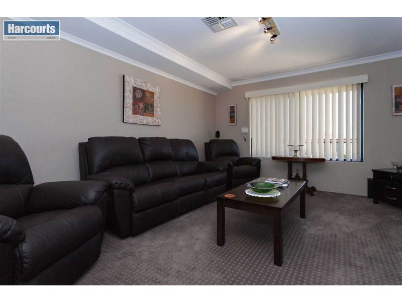 51 Sanctuary Gardens, Ridgewood WA 6030
