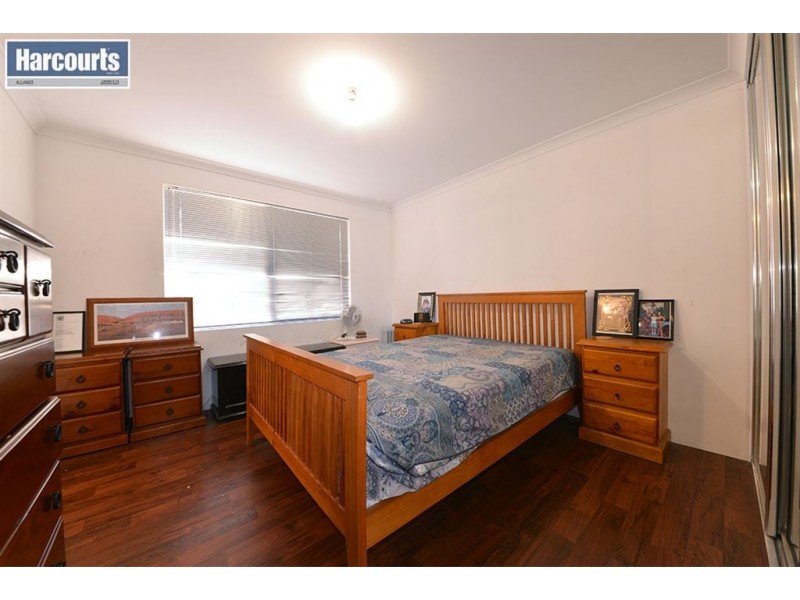 14 Stanbroke Turn, Carramar WA 6031