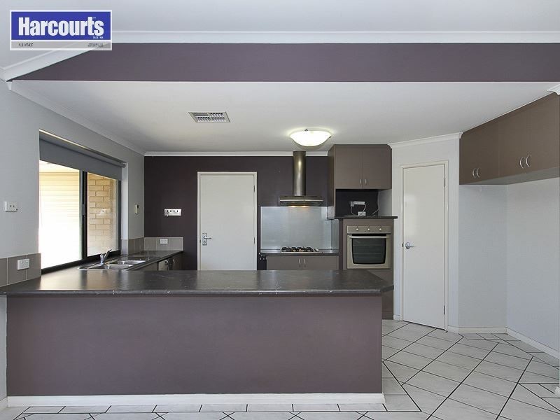 4 Carpenter Chase, Wanneroo WA 6065