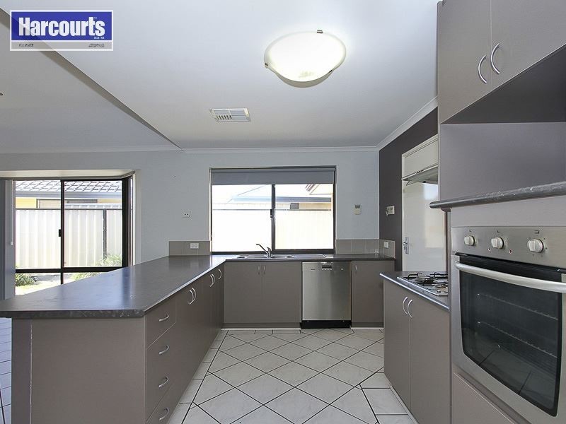 4 Carpenter Chase, Wanneroo WA 6065