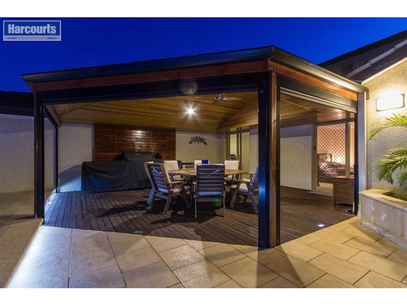 1 Crew Court, Ocean Reef WA 6027