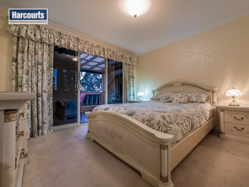 26 Woodlake Retreat, Kingsley WA 6026