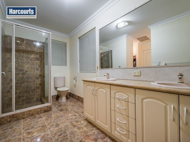 26 Woodlake Retreat, Kingsley WA 6026