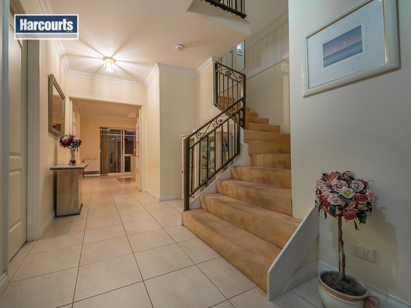 26 Woodlake Retreat, Kingsley WA 6026