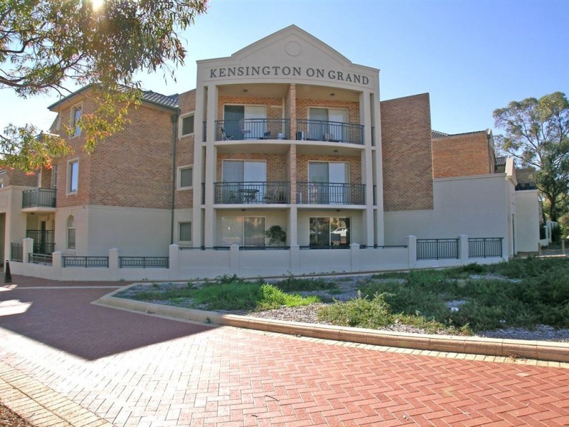 48/101 Grand Boulevard, Joondalup WA 6027