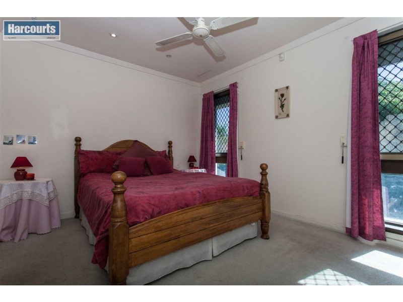 8 Granadilla Street, Duncraig WA 6023