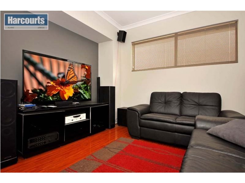 84 Bethwyn Circuit, Madeley WA 6065