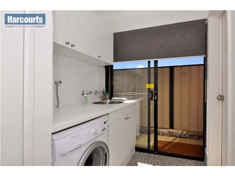 34 Wishaw Loop, Kinross WA 6028