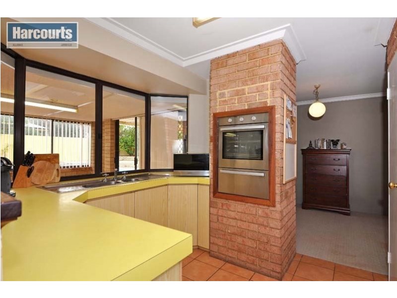 70 Balanus Way, Heathridge WA 6027