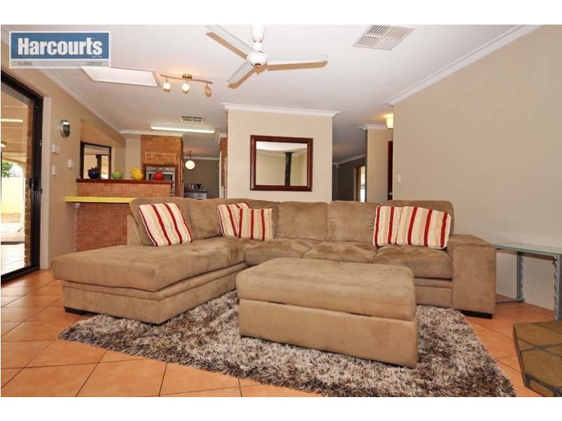 70 Balanus Way, Heathridge WA 6027