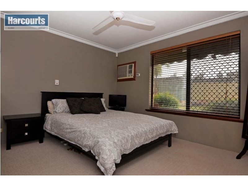 70 Balanus Way, Heathridge WA 6027