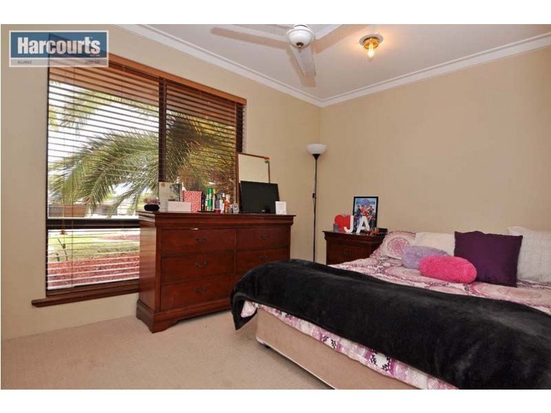 70 Balanus Way, Heathridge WA 6027