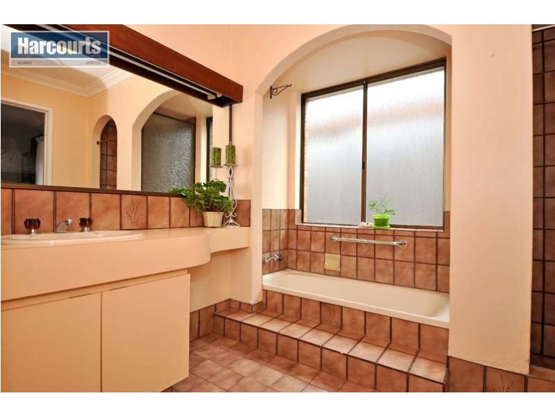 135 Caridean Street, Heathridge WA 6027