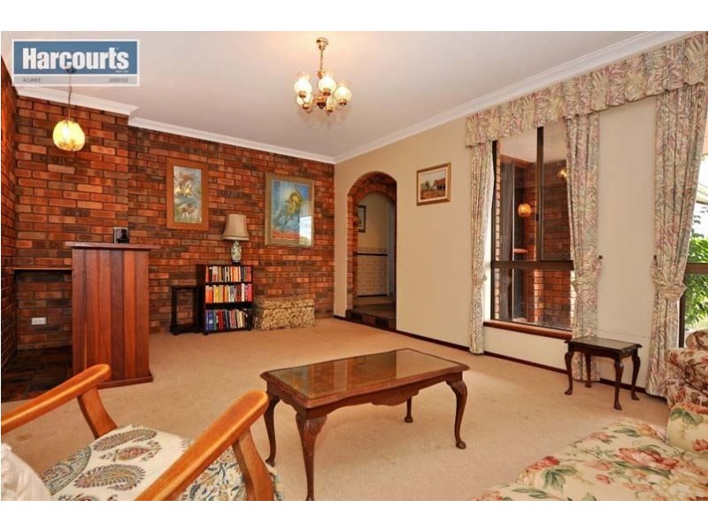 135 Caridean Street, Heathridge WA 6027