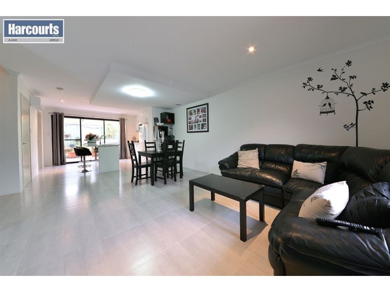 14/40 Hollins Bend, Madeley WA 6065