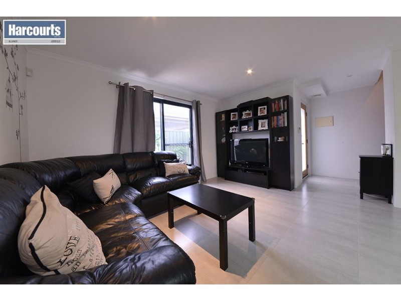 14/40 Hollins Bend, Madeley WA 6065