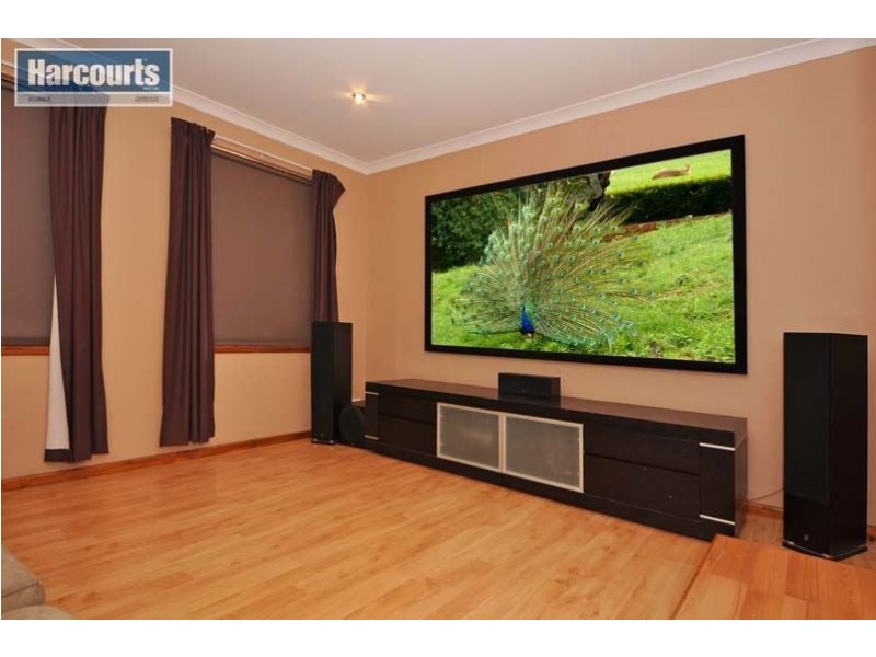 32 Bramley Loop, Madeley WA 6065