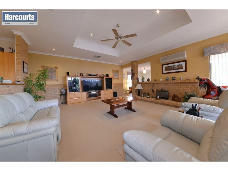 32 Lexington Heights, Currambine WA 6028