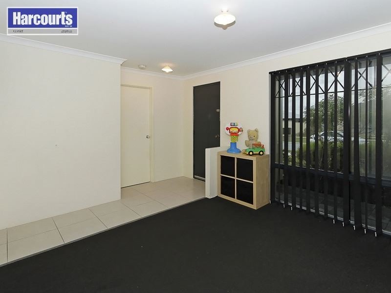 19 Compar Road, Banksia Grove WA 6031