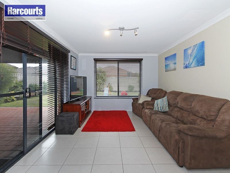 19 Compar Road, Banksia Grove WA 6031