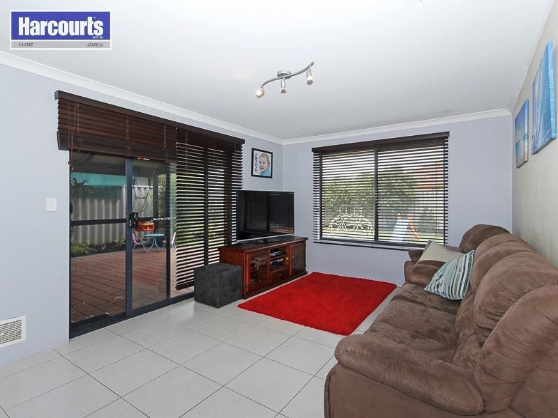 19 Compar Road, Banksia Grove WA 6031