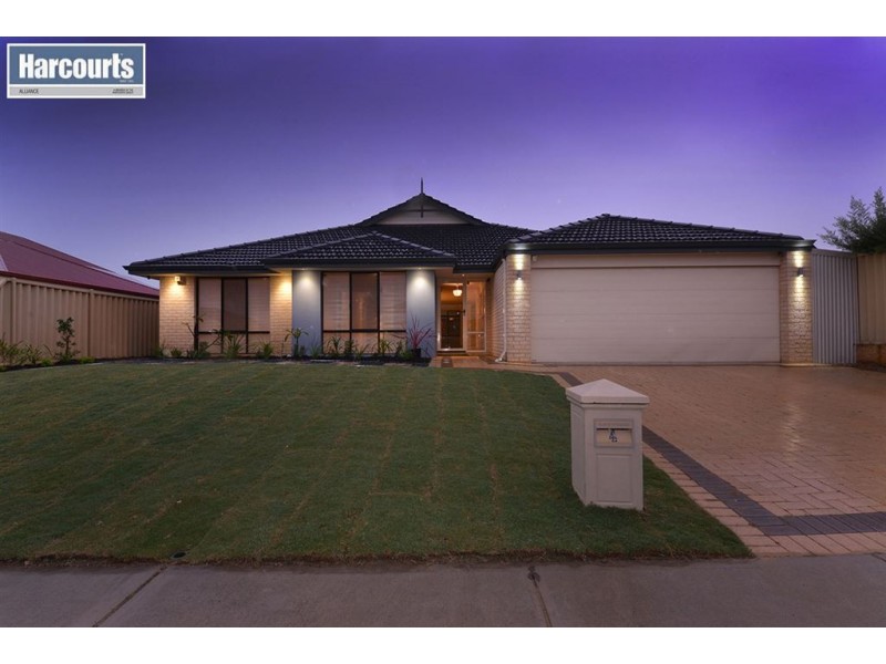 4 Beecroft Mews, Ridgewood WA 6030