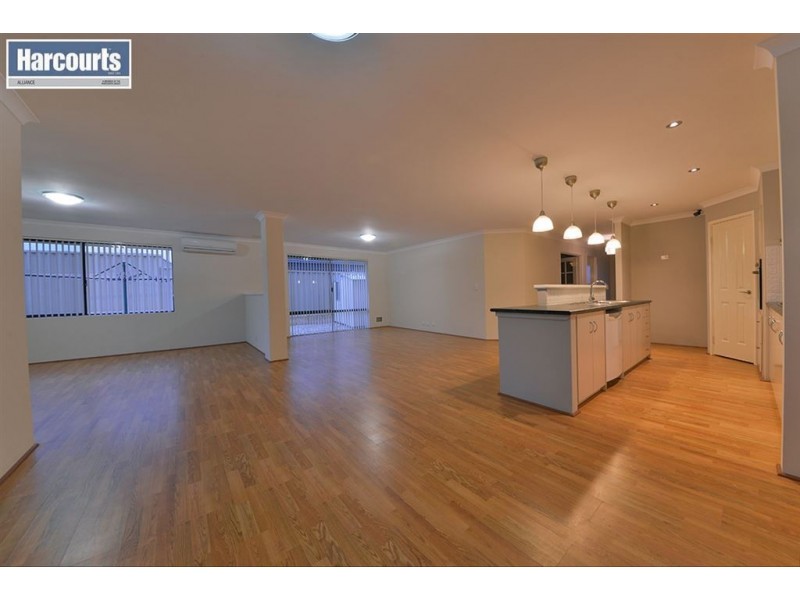 4 Beecroft Mews, Ridgewood WA 6030