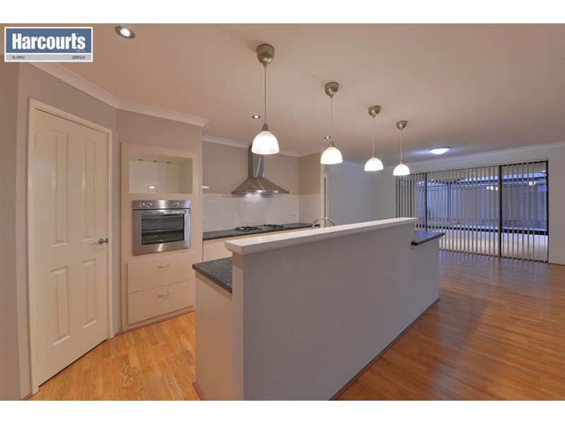 4 Beecroft Mews, Ridgewood WA 6030