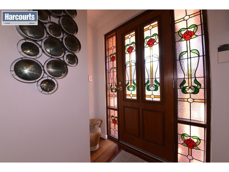 22 Moonflight Crescent, Iluka WA 6028