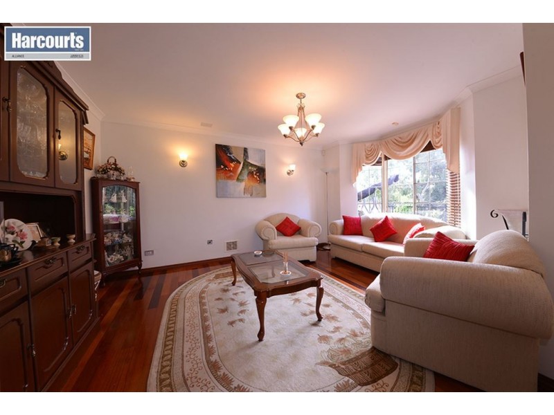 22 Moonflight Crescent, Iluka WA 6028