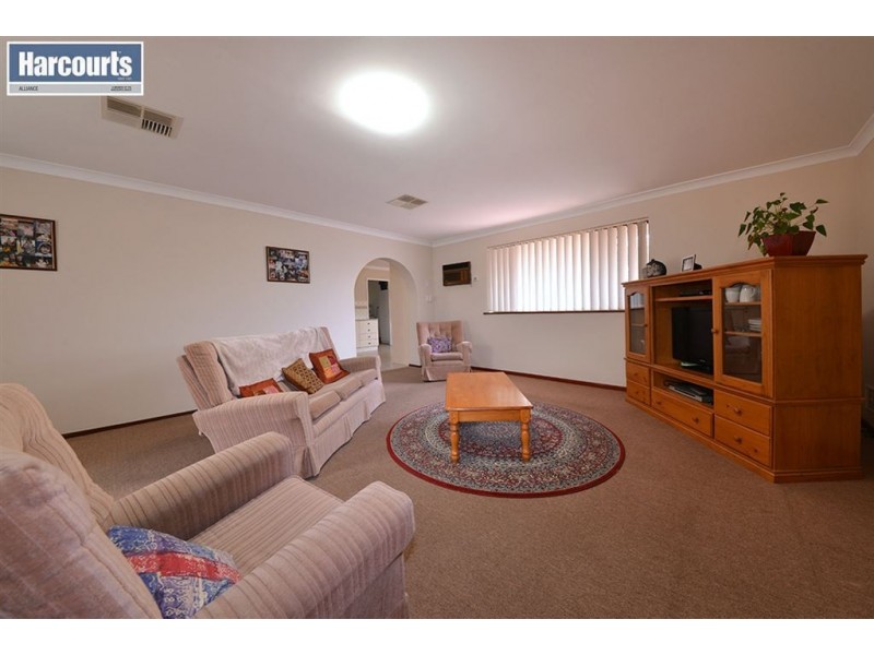 6 Euclid Close, Beldon WA 6027