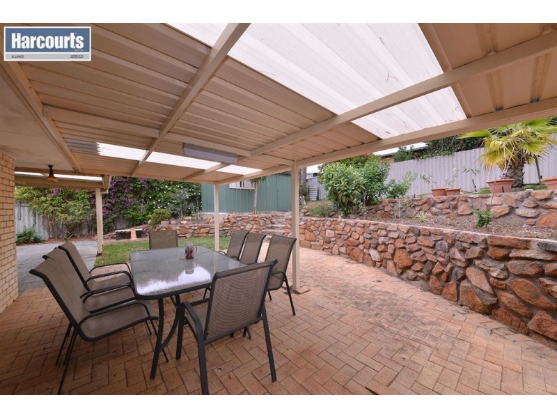 6 Euclid Close, Beldon WA 6027