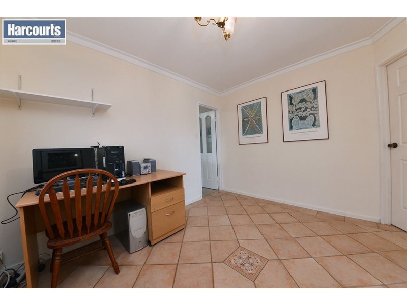 6 Euclid Close, Beldon WA 6027