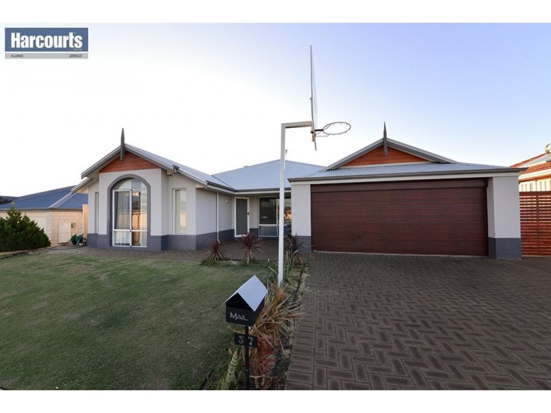 37 Bonnievale Terrace, Wanneroo WA 6065
