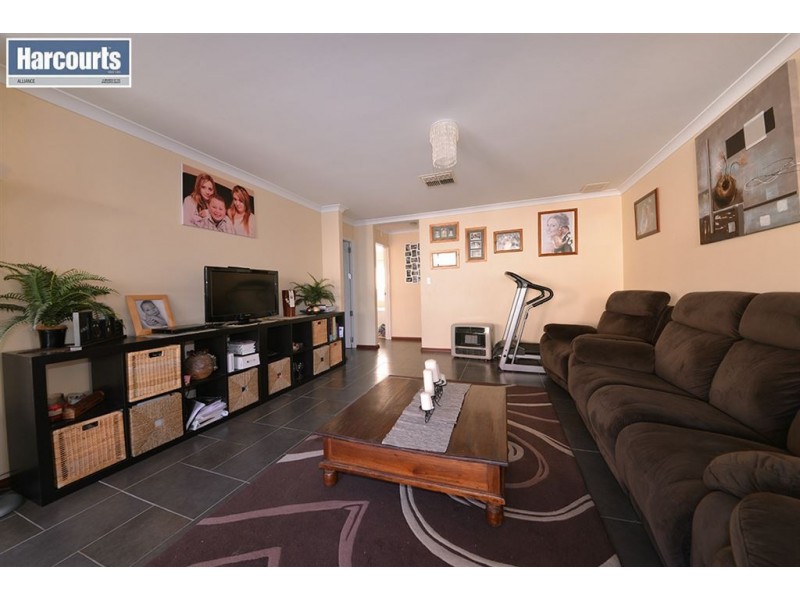 37 Bonnievale Terrace, Wanneroo WA 6065