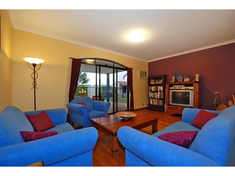 18 Miramare Boulevard, Currambine WA 6028