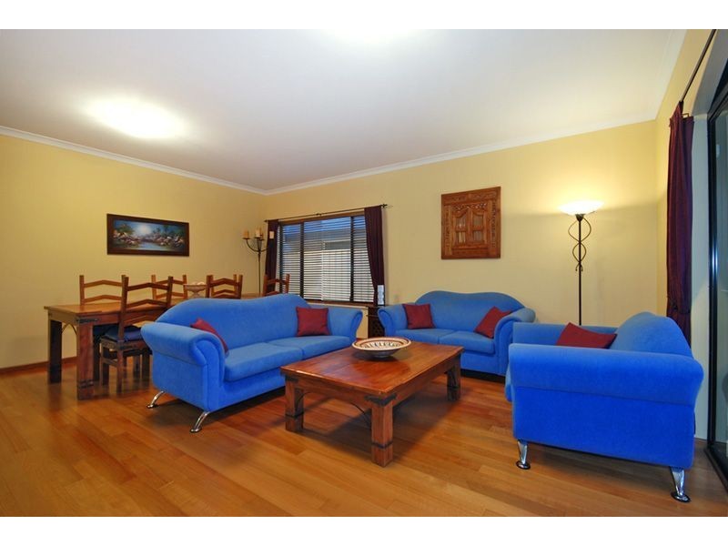 18 Miramare Boulevard, Currambine WA 6028