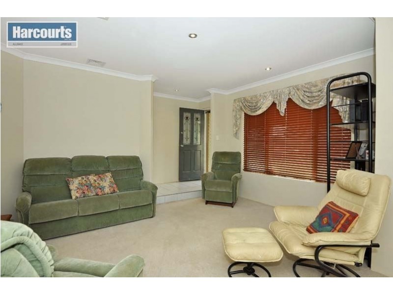 7 Fontana Cove, Joondalup WA 6027